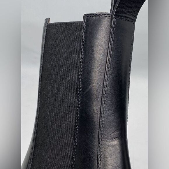 Bottega Veneta Black Flash Chelsea Boots size 38 - Picture 11 of 14